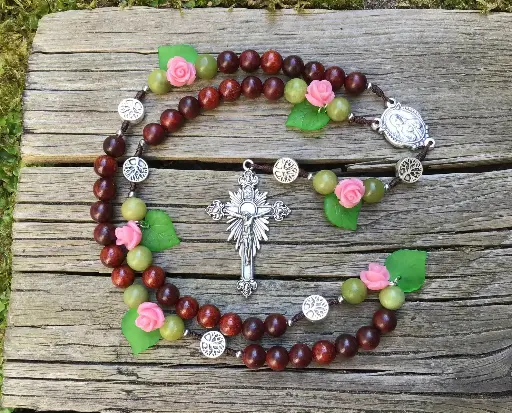 鑲玉檀香木念珠